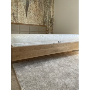 Łóżko dębowe lewitujące z tapicerowanym wezgłowiem ZEN 14