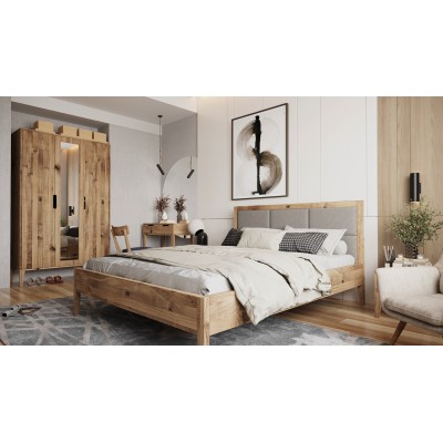 Dębowa szafa trzydrzwiowa z lustrem RETRO