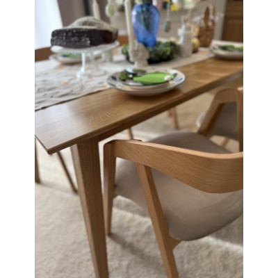 Dębowy, rozkładany stół w stylu skandynawskim Dębowy, rozkładany stół w stylu skandynawskim