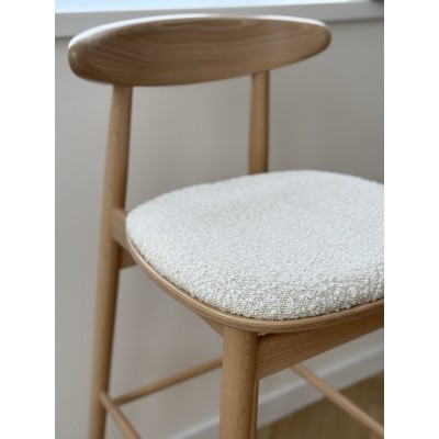 Czarne krzesło barowe - hoker - tapicerowany II