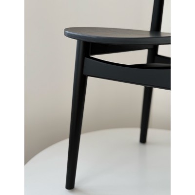 Czarne krzesło barowe - hoker - drewniany