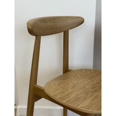 Dębowe krzesło z drewnianym siedziskiem Piccolo