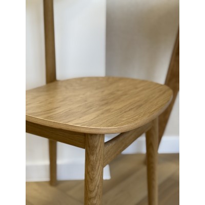 Dębowe krzesło barowe - hoker - drewniany