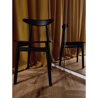 Czarne, drewniane krzesło Piccolo