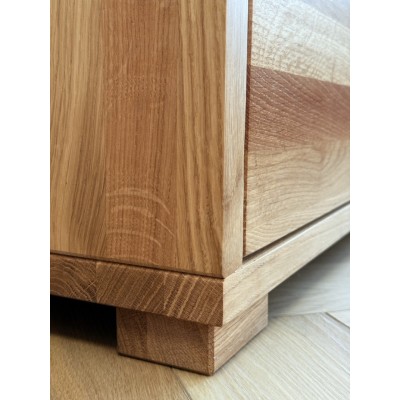 Komoda dębowa QUATTRO (2d + 6s)