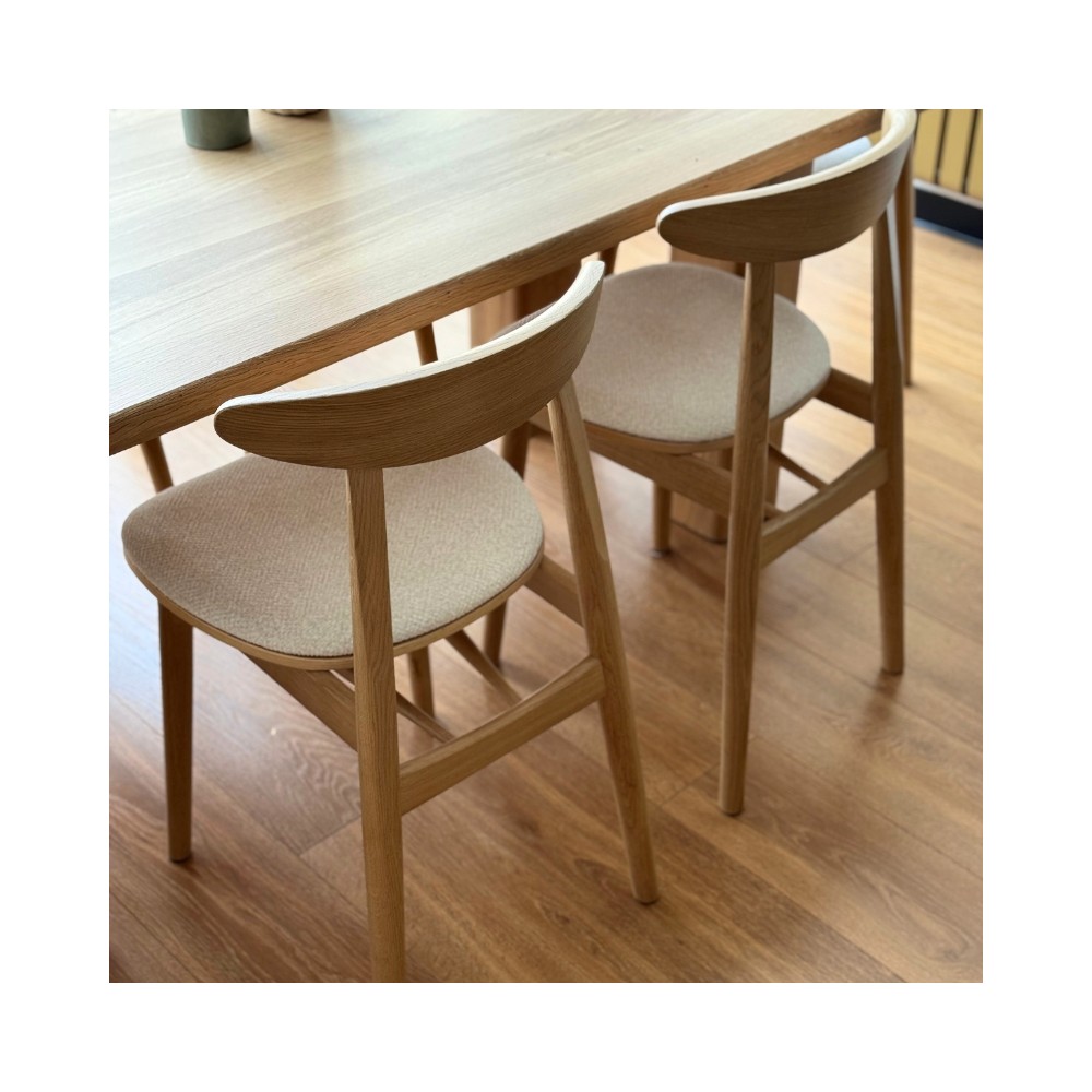 Dębowe krzesło z tapicerowanym siedziskiem Piccolo