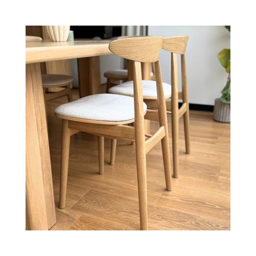 Dębowe krzesło z tapicerowanym siedziskiem Piccolo
