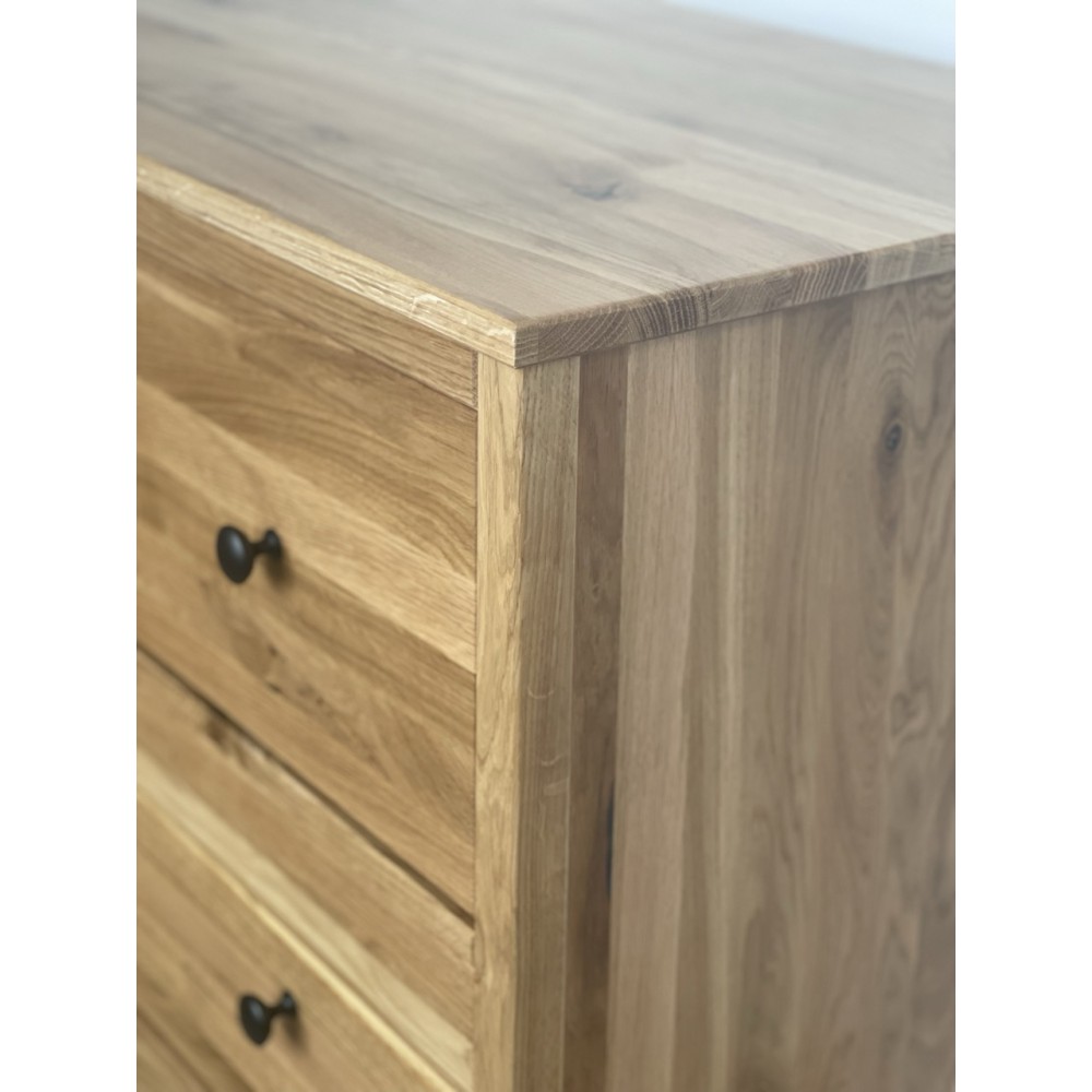 Komoda z dzikiego dębu SCANDIC – 3 szuflady, lakierowana