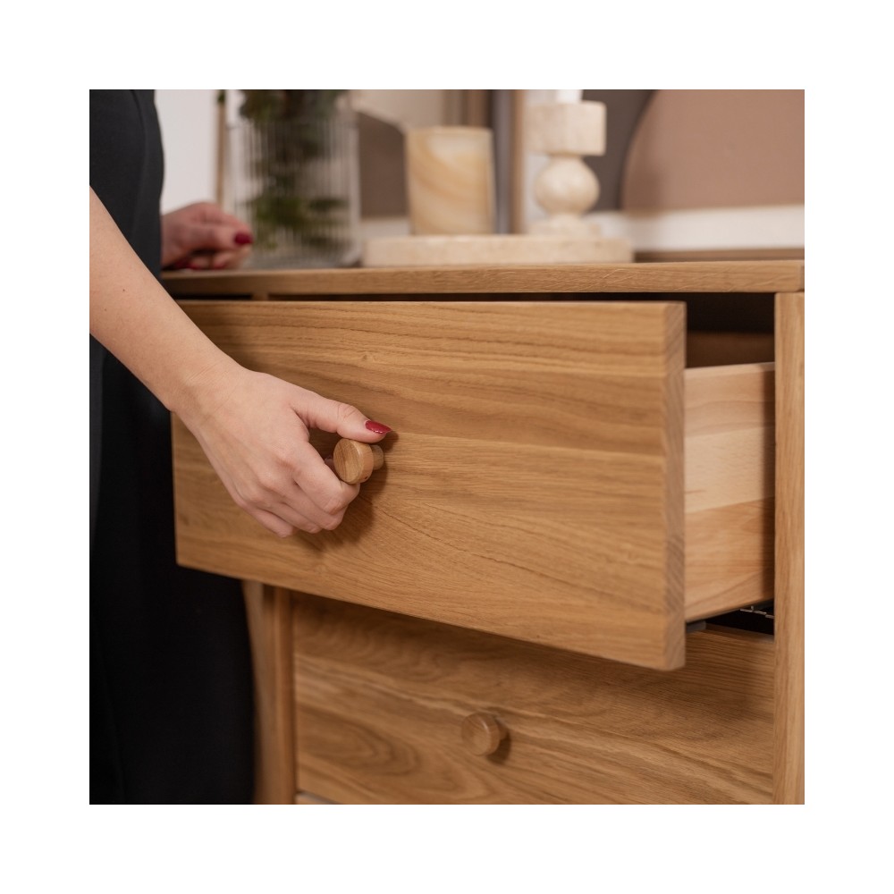 Szafka RTV Oslo – niska, dębowa, lakierowana, polska manufaktura