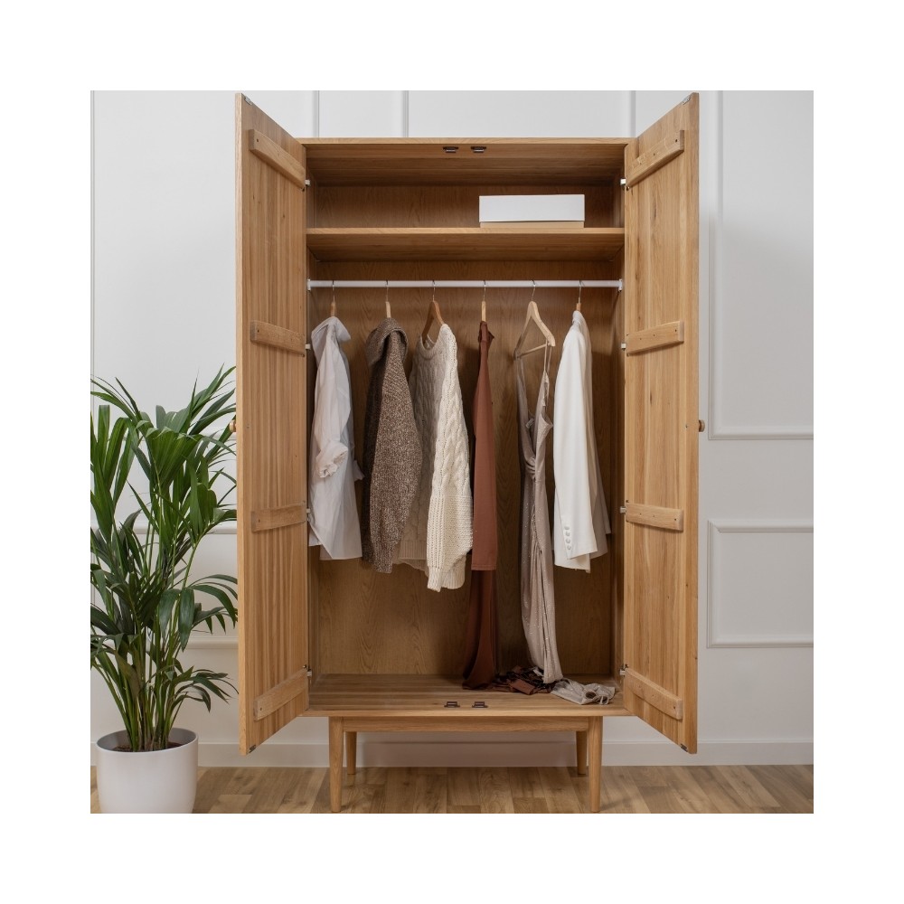 Szafa dwudrzwiowa OSLO z litego dębu – minimalistyczny skandynawski design