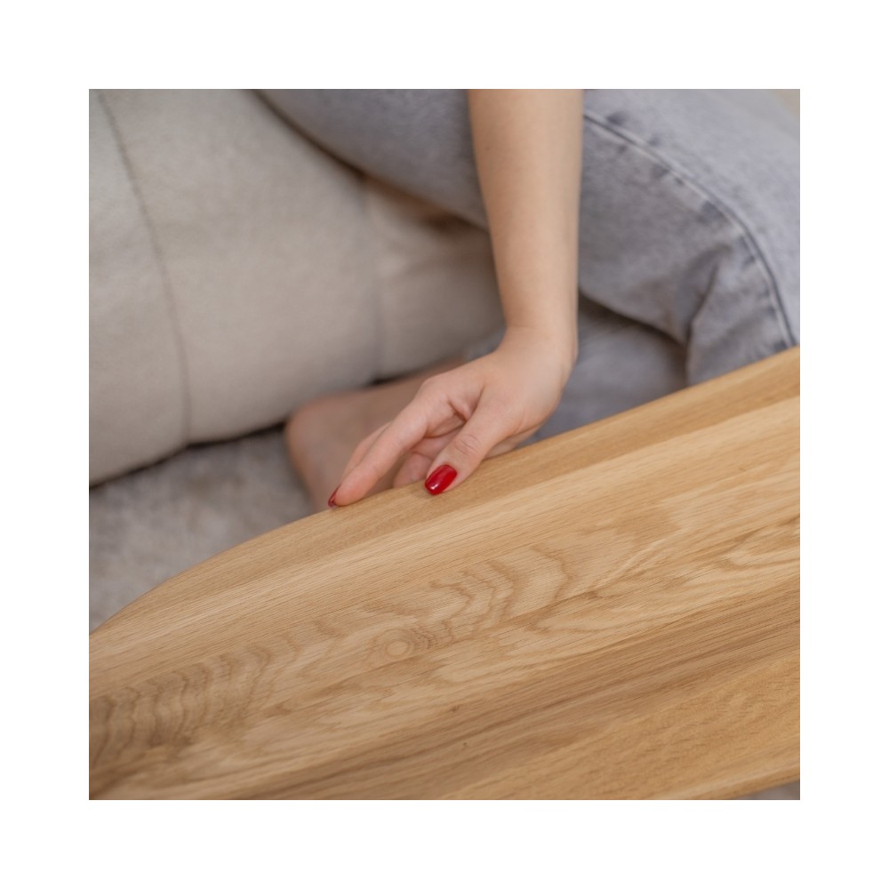 Ława dębowa CLOUD II – kompaktowy stolik kawowy z litego dębu