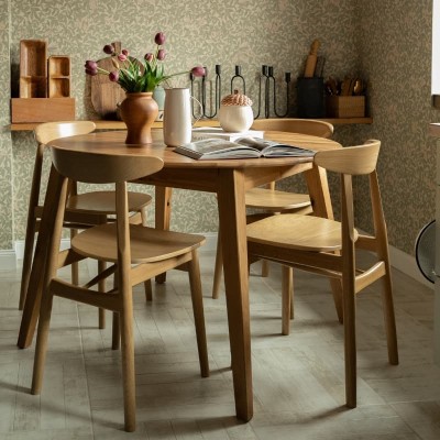 Dębowe krzesło z drewnianym siedziskiem Piccolo