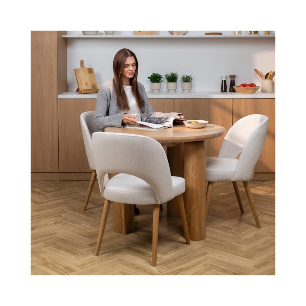 Fotel tapicerowany MKR-15 | Dębowe nogi, polska produkcja