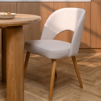 Fotel tapicerowany MKR-15 | Dębowe nogi, polska produkcja