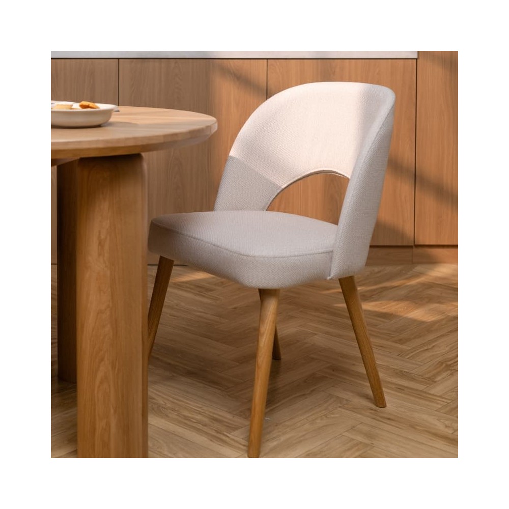 Fotel tapicerowany MKR-15 | Dębowe nogi, polska produkcja