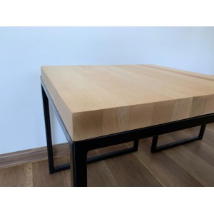 Stół drewniany na metalowych nogach Kobyłka 13