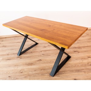 Stół drewniany na metalowych nogach Kobyłka 33