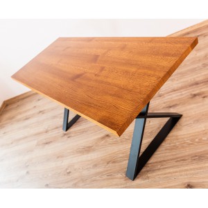 Stół drewniany na metalowych nogach Kobyłka 34